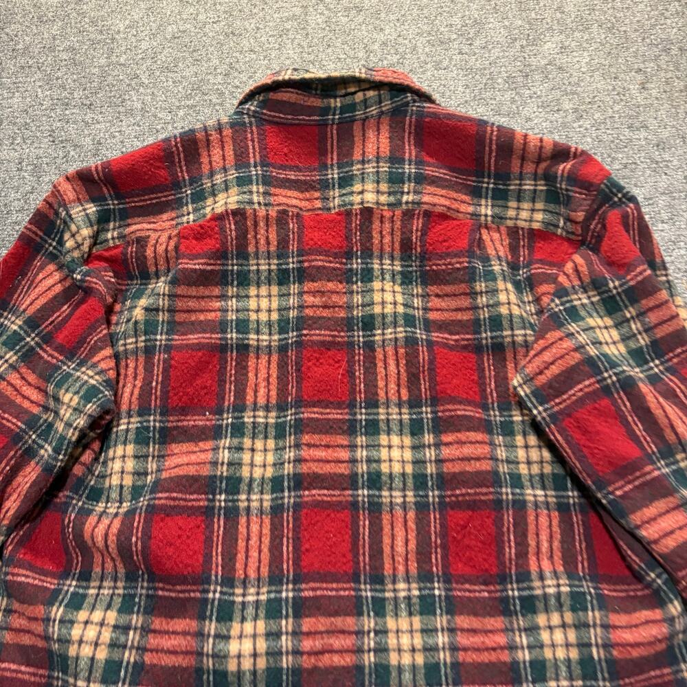 Pendleton Womens XL Long Sleeve Wool Shirt Red Plaid Button Down Vintage Casual - Picture 4 of 7